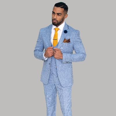 Mens Tweed Suits is offering free UK delivery when you purchase a Cavani suit