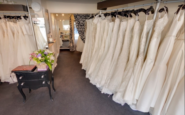 Find out more about this award-winning Worcestershire bridal boutique: Image 2