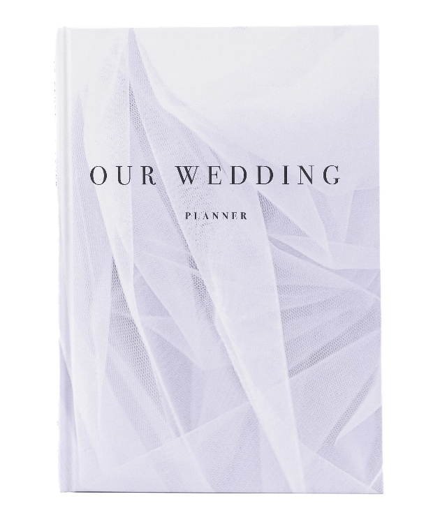 front of wedding planner, veil design