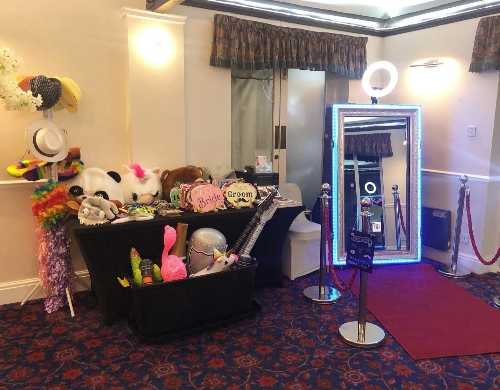 Image 2 from Bevan Events Magic Mirror & Photobooth Hire